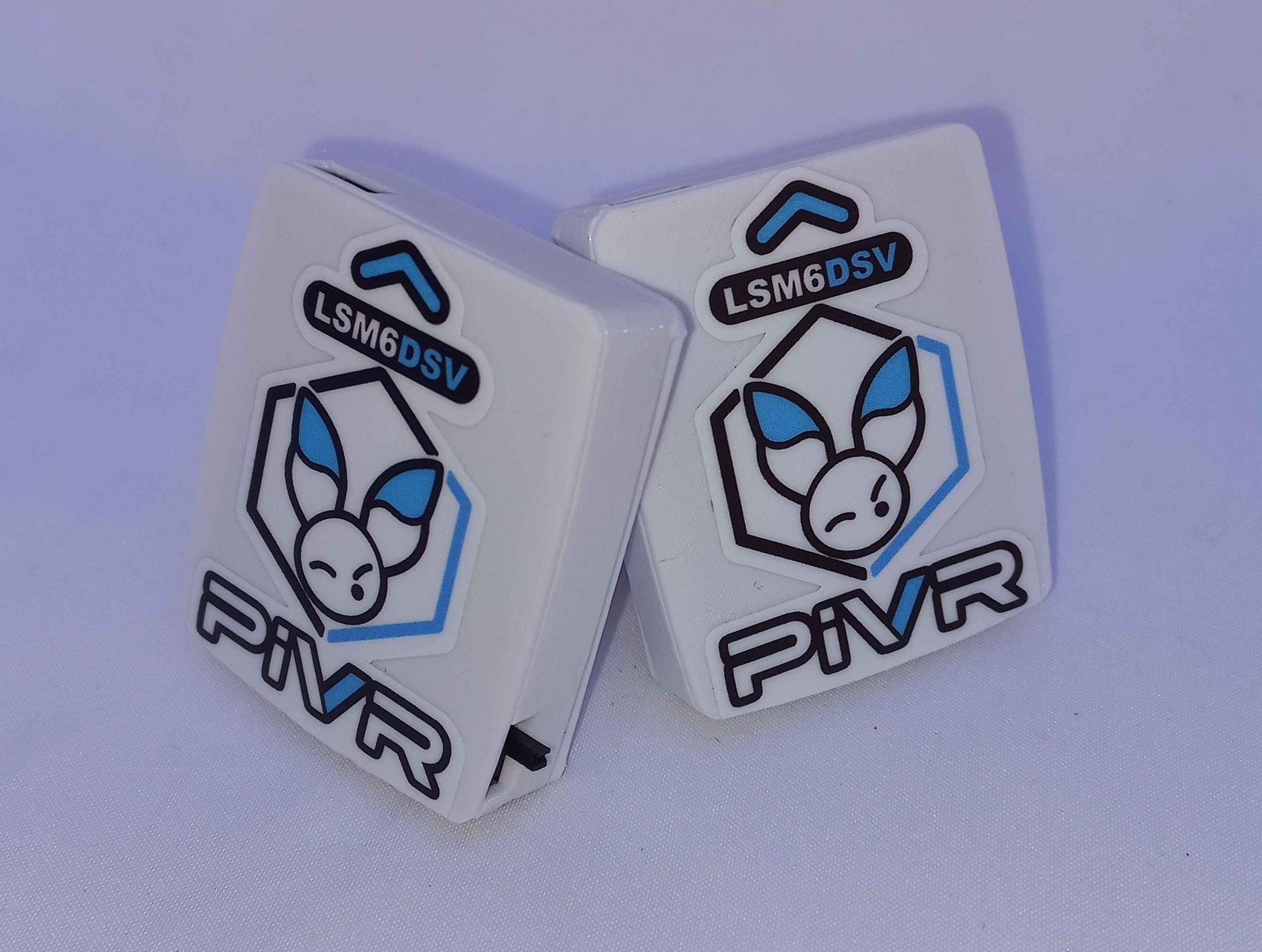 Trackers PiVR blancos